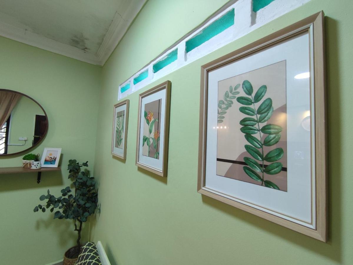 Mini Green Homestay Kulai Exterior photo