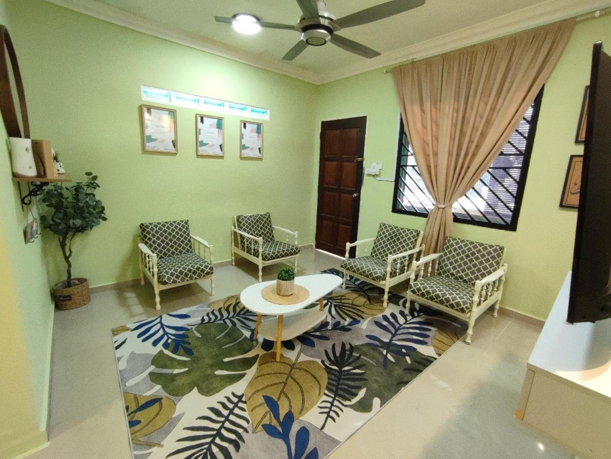 Mini Green Homestay Kulai Exterior photo